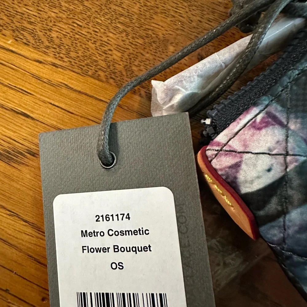 Gorgeous HTF MZ Wallace Floral Bouquet Metro Cosmetic Pouch NWT